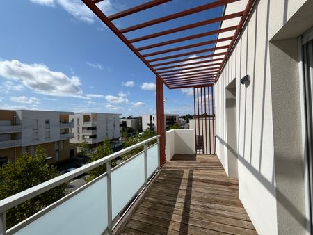 Location Appartement 4 pièces 96m² VILLENEUVE TOLOSANE 31270 - Photo 3