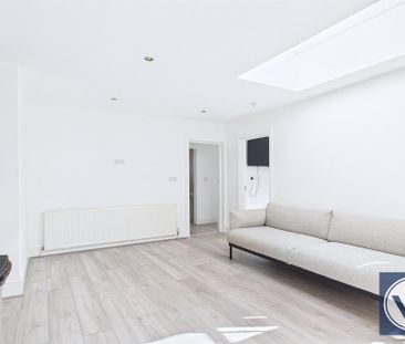 Flat to rent - Photo 4