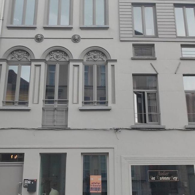 Duplex te huur in Gent voor € 1.800 met 3 slaapkamers - Photo 1
