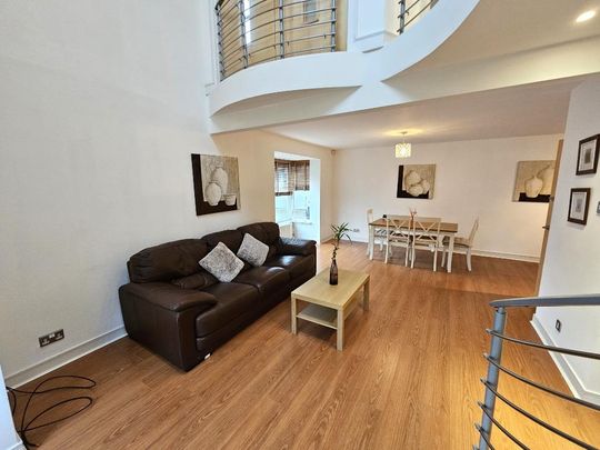 2 bedroom end of terrace house to rent - Photo 1