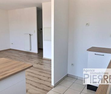 F3 de 65 m² avec terrasse et 2 places de parking dont une à l’intérieur - Photo 1