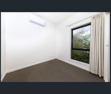 Perfect for the established family or professional working group - Photo 2