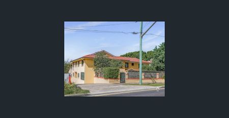 The Perfect Three Bedroom Townhouse - Photo 5