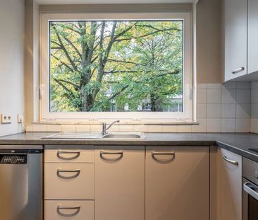 Appartement te huur in Edegem voor € 925 met 3 slaapkamers - Foto 2