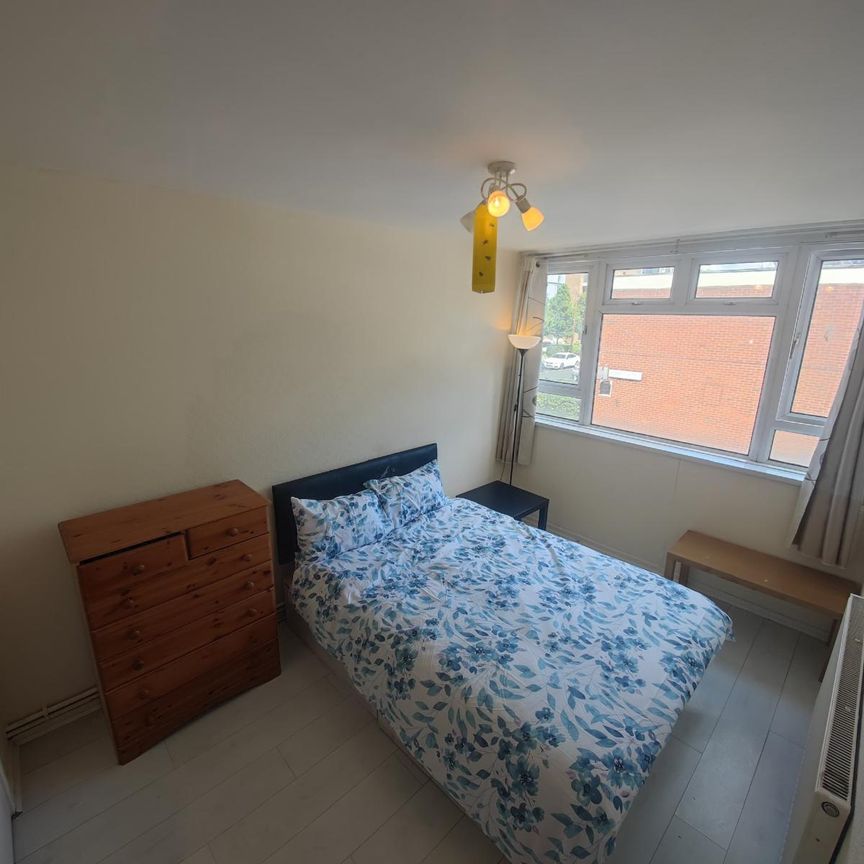 RM4 Carron Close | Poplar | London | E14 6NN - Photo 1