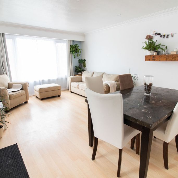 5 Alexandra Blvd, St. Catharines - 3 Bedroom Main Unit - Photo 1