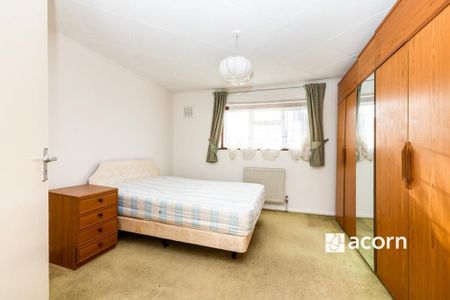 2 bedroom semi-detached house to rent - Photo 4