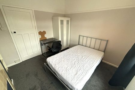 Dereham Road - Photo 5