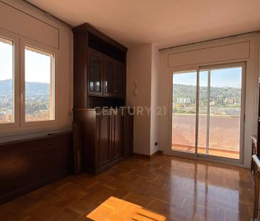 Piso de alquiler en Passeig de la Reina Elisenda de Montcada, Barce... - Foto 3