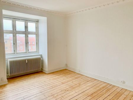 Rummelig 2 værelses lejlighed i vestbyen - Foto 5