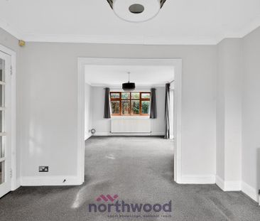 4 bedroom detached house to rent - Photo 3