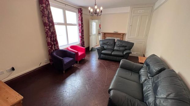 5 bedroom house share to rent - Photo 1