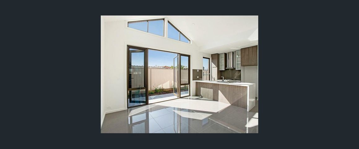 Picture Perfect! - Photo 1