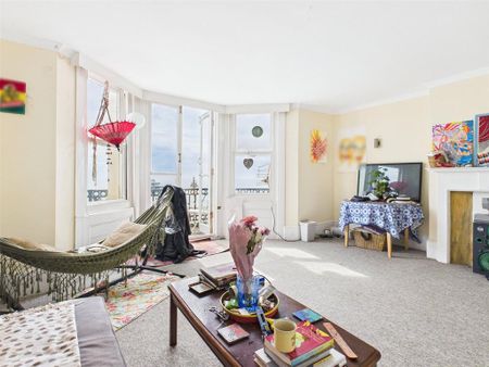 3 bedroom apartment to rent - Photo 2