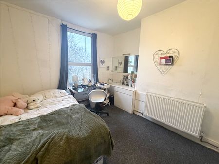 6 bedroom house to rent - Photo 3