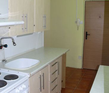 Pronájem bytu 1+1 • 32 m² bez realitkyŠkolní, Otrokovice - Otrokovi... - Фото 1