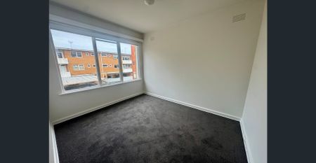 Fresh unit in great location - Photo 3