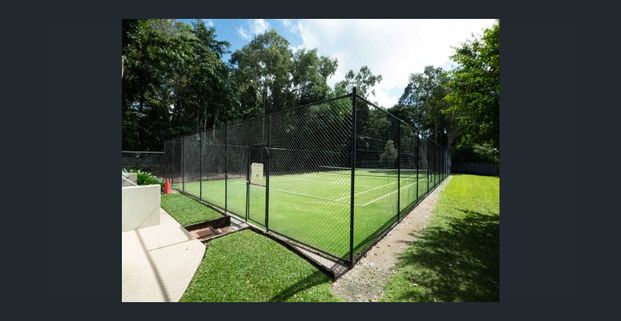 BEAUTIFLLY FURNISHED 2 Bedrooms 2 Bathrooms - luxury living - Photo 1