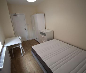 2 bedroom flat to rent - Photo 6