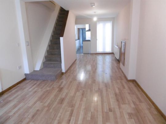 3 bedroom House To Let - Photo 1