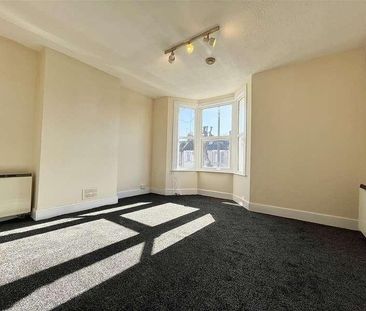 Durants Road, Enfield, EN3 - Photo 4