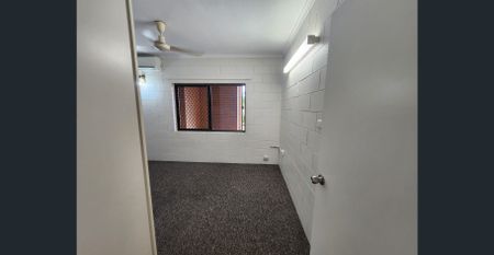 Walking distance to Cairns Central Shopping Centre - Photo 3
