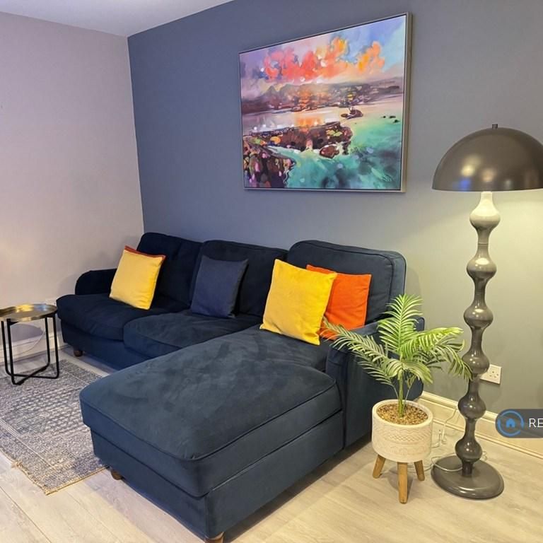 1 bedroom flat to rent - Photo 1