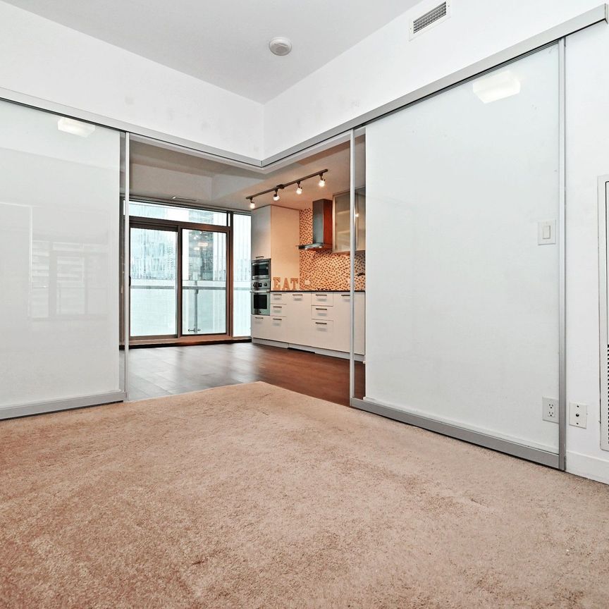 For Lease - 12 York Street Unit# 2801, Toronto, Ontario - Photo 1