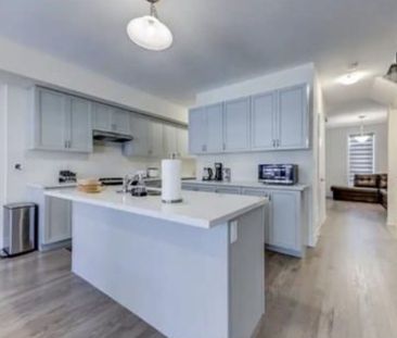 For Lease - 12 Thomas Hope Lane, Markham, Ontario - Photo 6