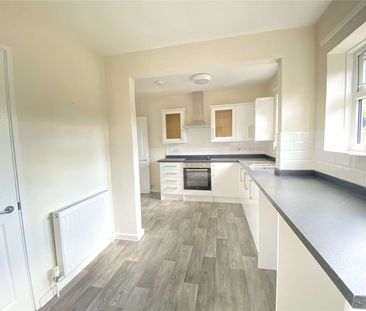 A well presented family home located in vibrant Ditton. - Photo 5