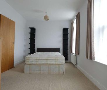 Brownlow Road, N11 - Photo 6