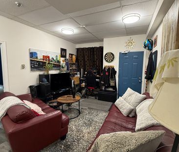 For Lease - 72 Lake Avenue Unit# G4, Richmond Hill, Ontario - Photo 1