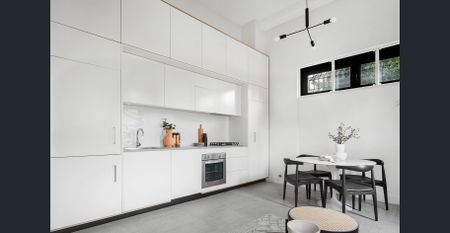 Stylish Warehouse Apartment in the Heart of the Inner City - Photo 5