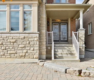 For Lease - 22 Greenforest Grove, Whitchurch-Stouffville, Ontario - Photo 1