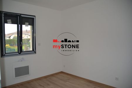 CHANEINS – A LOUER Maison T4 neuve – 3 chambres – extérieur privatif et garage - Photo 3