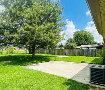 For Lease - 1222 Hillcrest Avenue, London East, Ontario - Photo 1