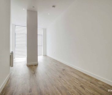 North Star House North Star Avenue, Swindon, Swindon, SN2 - Photo 6