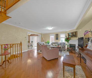 For Lease - 39 Monte Cristi Street, Vaughan, Ontario - Photo 2