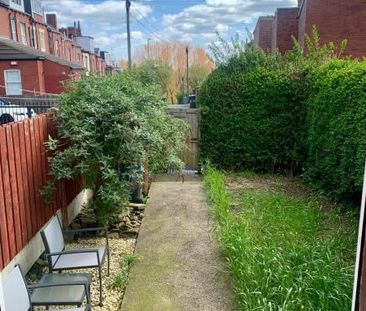 St. Michaels Lane, Burley - Photo 4