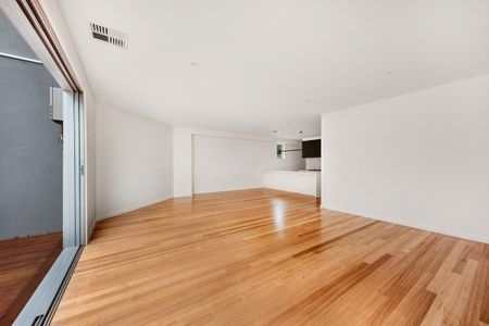 38B The Strand, Williamstown VIC 3016 - House For Rent | Domain - Photo 2