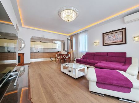 Furnished 2 Bedroom near Park | Gym & Private Parking - Fotografie 4