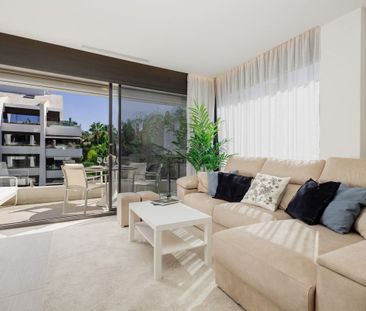 Apartamento de alquiler en Marbesa - Photo 4