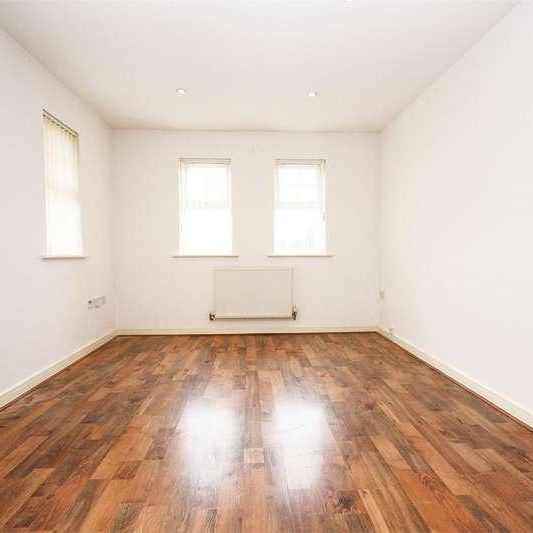 Kingsway South, Warrington, WA4 - Photo 1