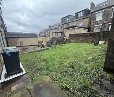 Moorbottom Road, Huddersfield - Photo 5