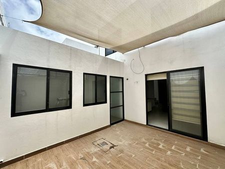 Casa en renta Zakia Privada alberca seguridad cerca Zibata Colegios Hospital - Photo 4