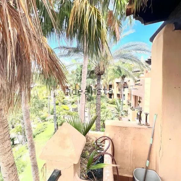 Alquiler de dúplex en Camino de Cortes - Photo 1