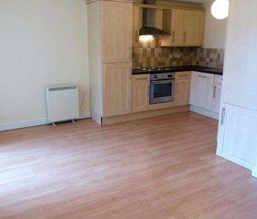 2 bedroom flat to rent - Photo 6