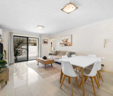 1/2 Riverton Street, Clayfield QLD 4011 - Apartment For Rent | Domain - Photo 3