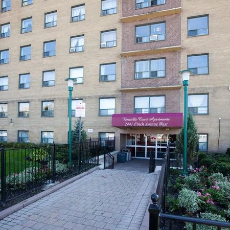 Benville Court Apartments - Photo 3