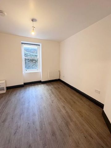 Apartment 1, 4 Saint Laurence Street, Drogheda, Louth - Photo 4